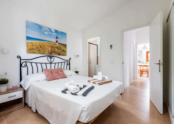 Vila Tramontana Cala'N Blanes (Menorca)